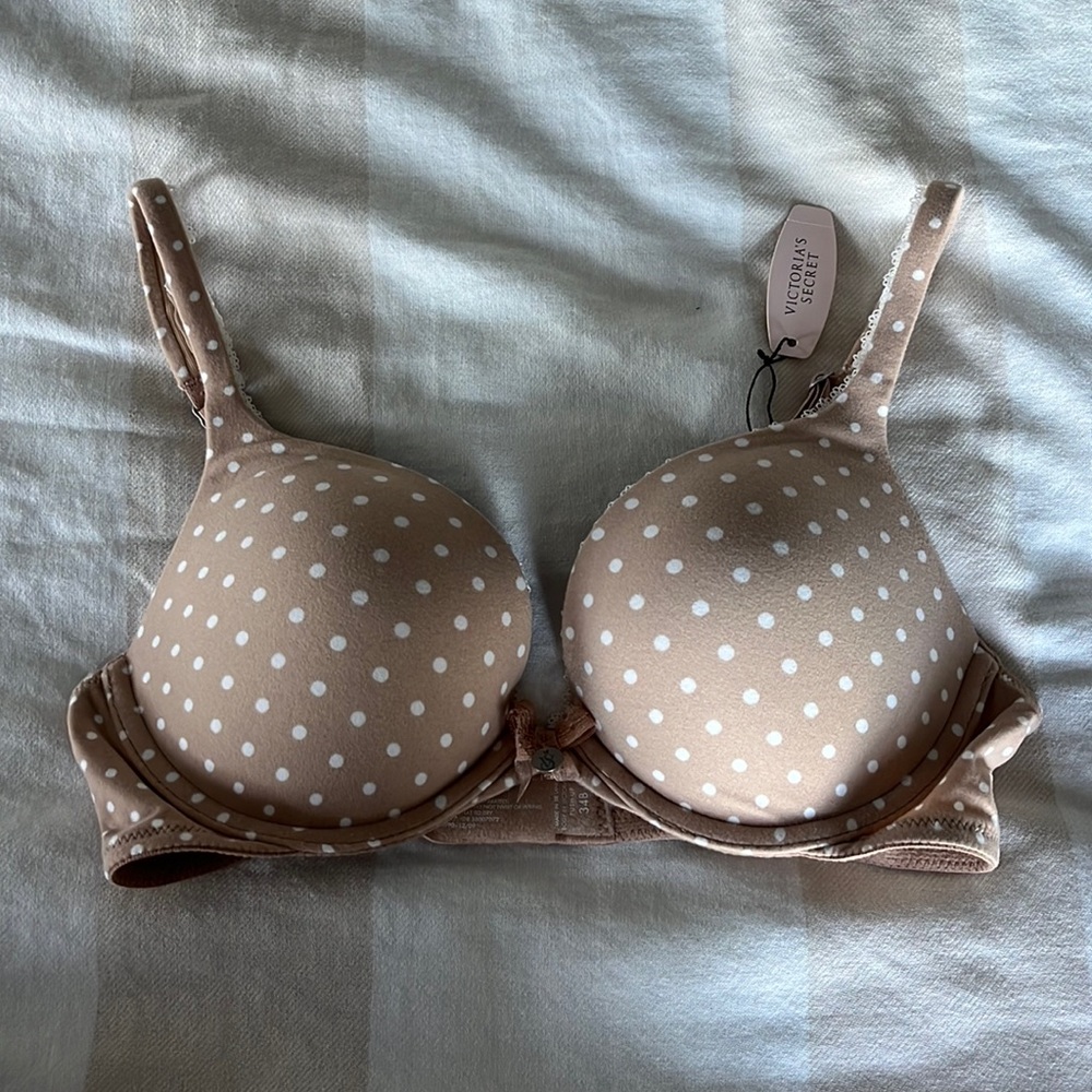 Victoria’s Secret Bra NWT
